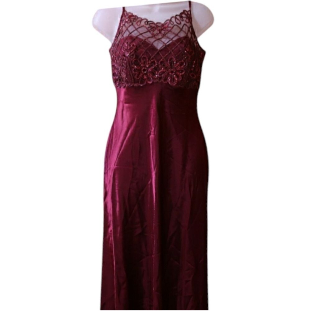 Morgan & Co Linda Burnell Burgundy Formal Gown 90s Prom Homecoming Evening Maxi